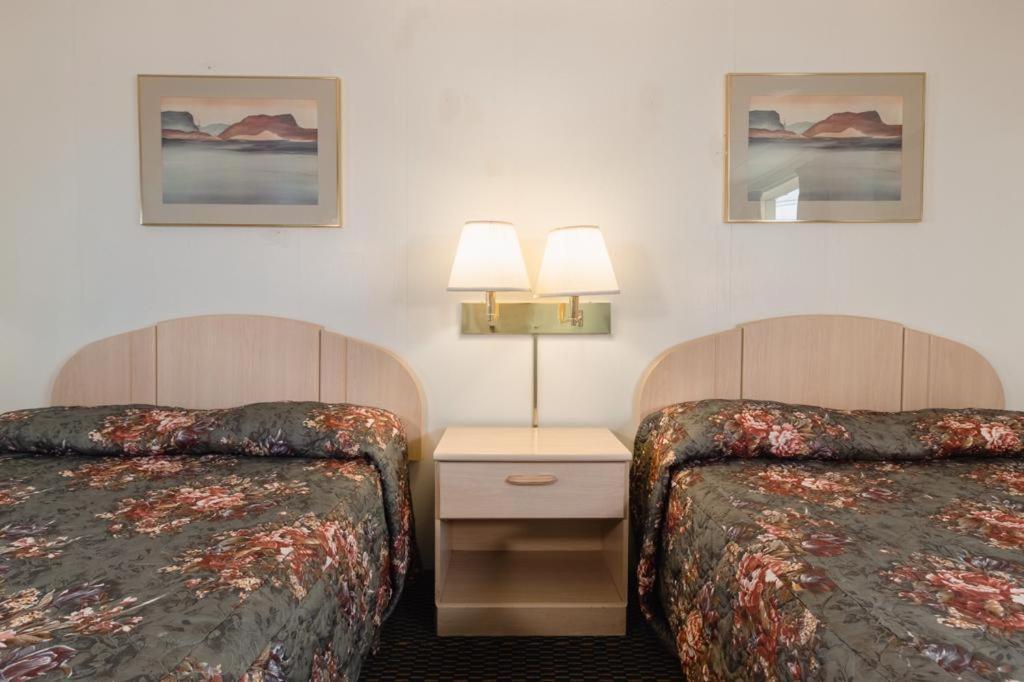 Dubois Manor Motel 外观 照片