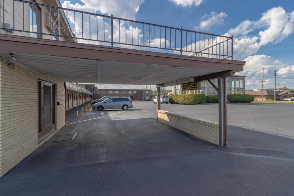 Dubois Manor Motel 外观 照片